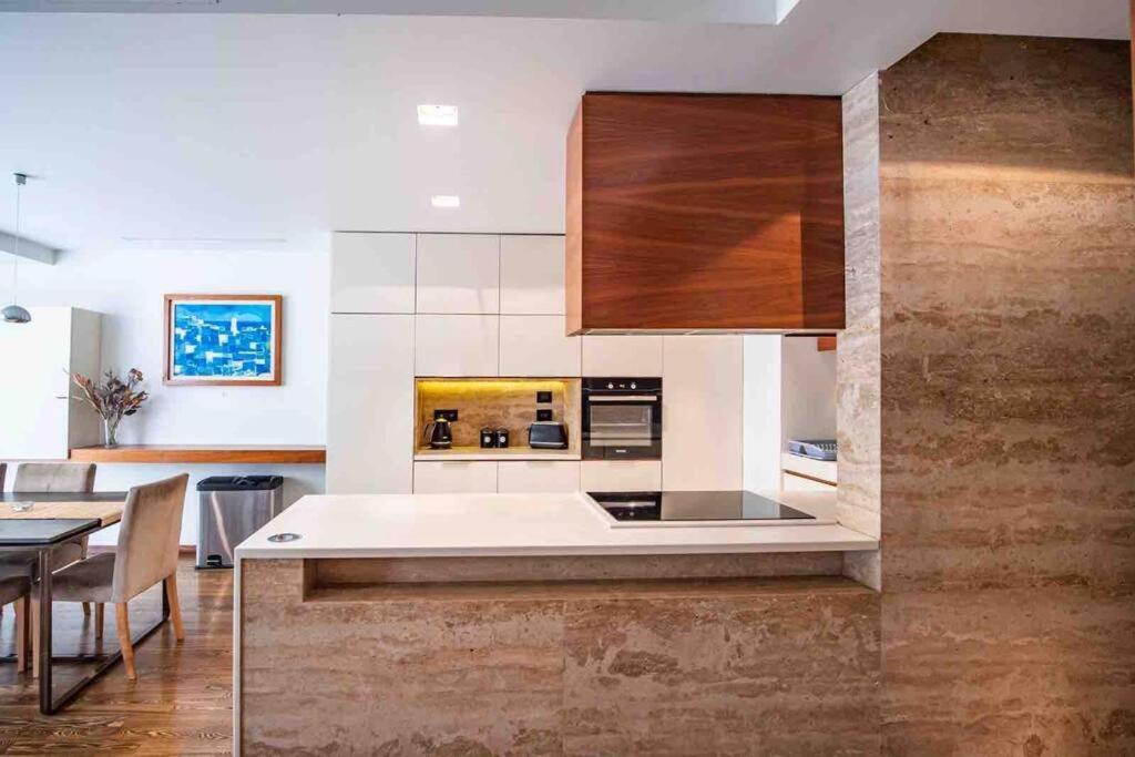 Pembroke St Julians Luxury, Comfort, Location Экстерьер фото